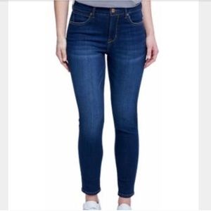 SEVEN7 Ultra High Rise Sculpted Skinny jeans